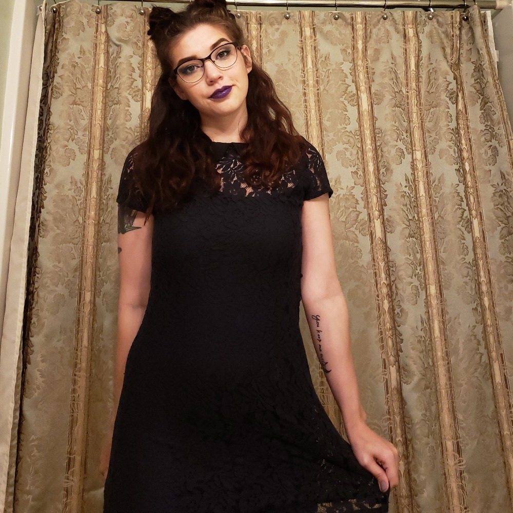 Meet your Posher, Dana